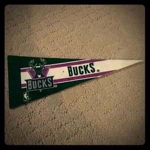 NBA Milwaukee Bucks pennant 4" X 9" inch